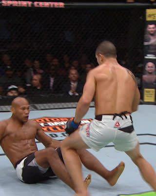 Лучшие финиши участников UFC Вегас 24