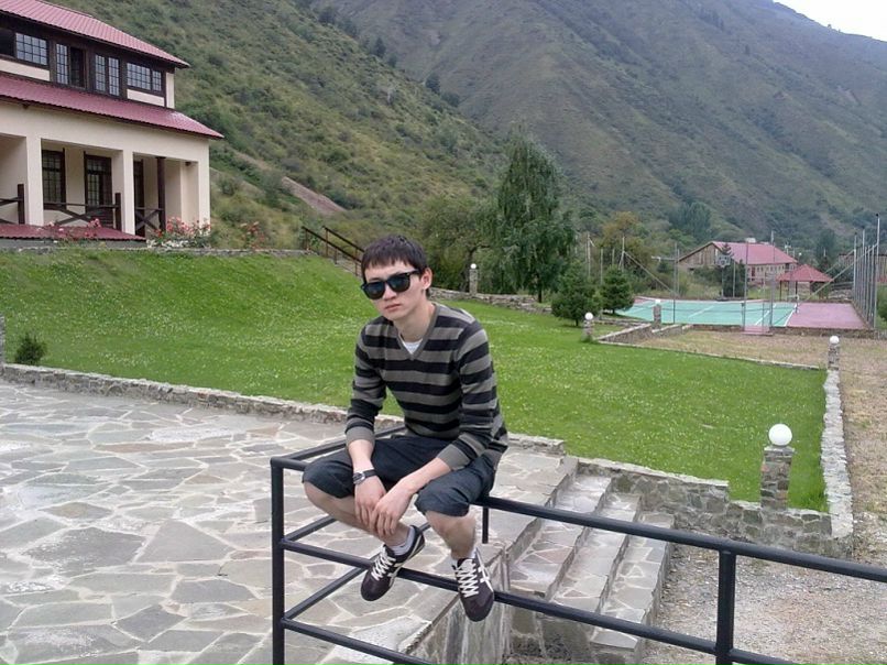 №4, Baglan Makulbekov, 38 лет №4, Baglan Makulbekov, 38 лет