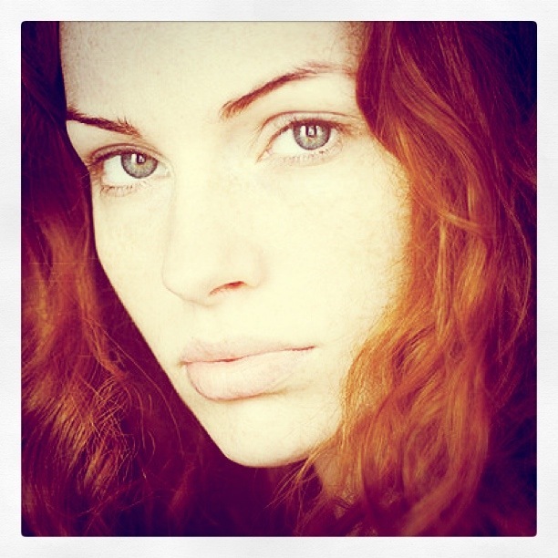 Anya Red фотография #27