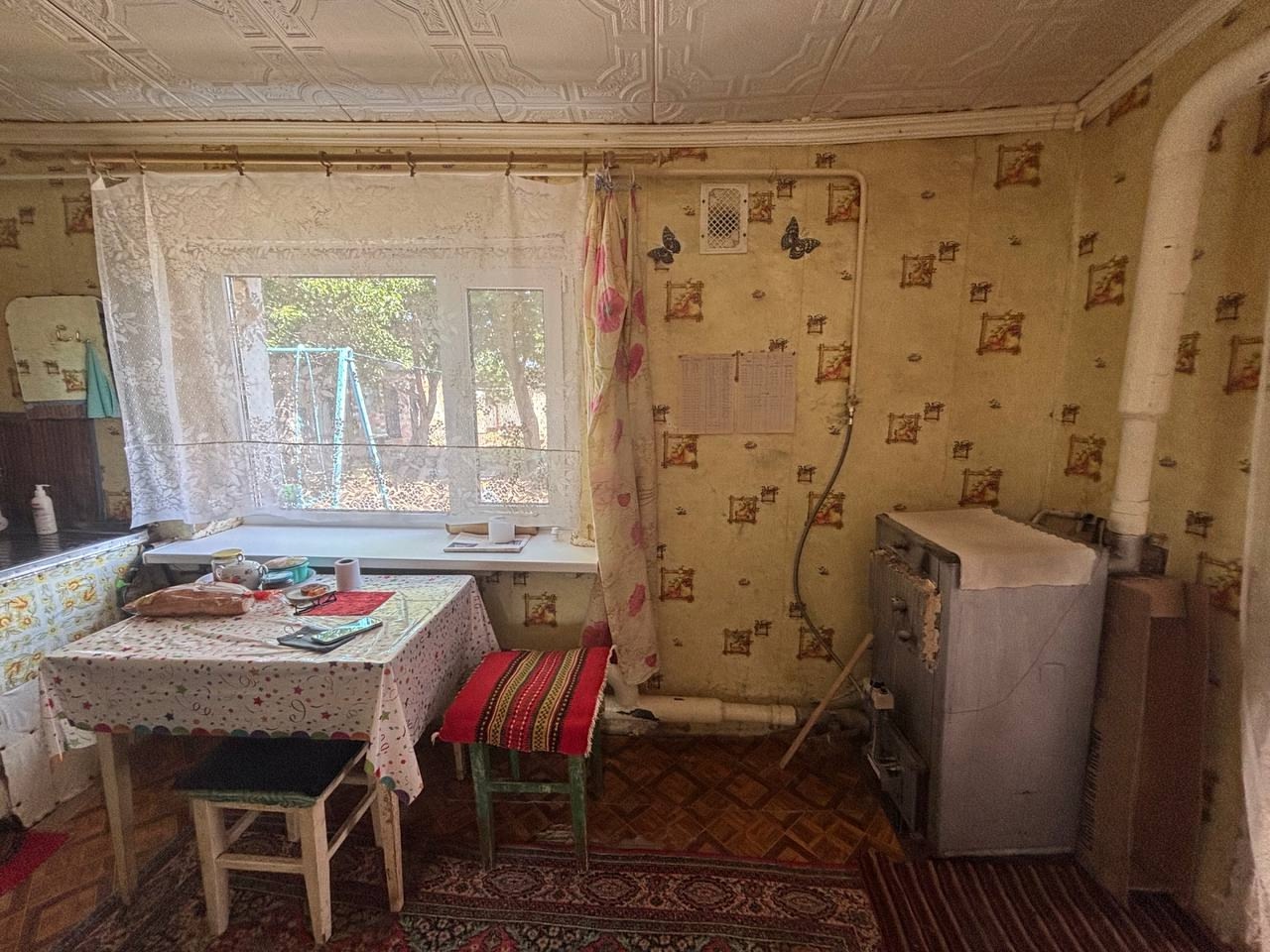 Продам дом Б.Вергунка, ул. Серова, пл.дома 58 кв.м., 3 комнаты, кухня, ванна в доме, окна мет/пластик, газ в доме, вода скважина, участок 15 соток. Цена 2 300 000₽. +79591730175 Татьяна, +79591695183 Роман ...