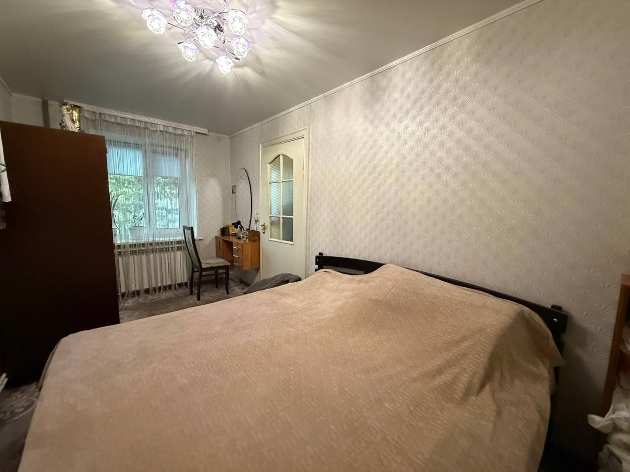 ‼Продам 3-комн. квартиру ул. Демехина! 4/5-эт., 57/43/6. Автономное отопление. Дом кирпичный. Не угловая. Окна м/п. Новая эл. проводка. На воду разводка поменяна. Новые радиаторы. Кондиционер. Встроенная кухня. Санузел совмещен в кафеле. . Цена: 9 300 000₽. Тел: +7(959)143-46-20 (telegram) Денис‼...