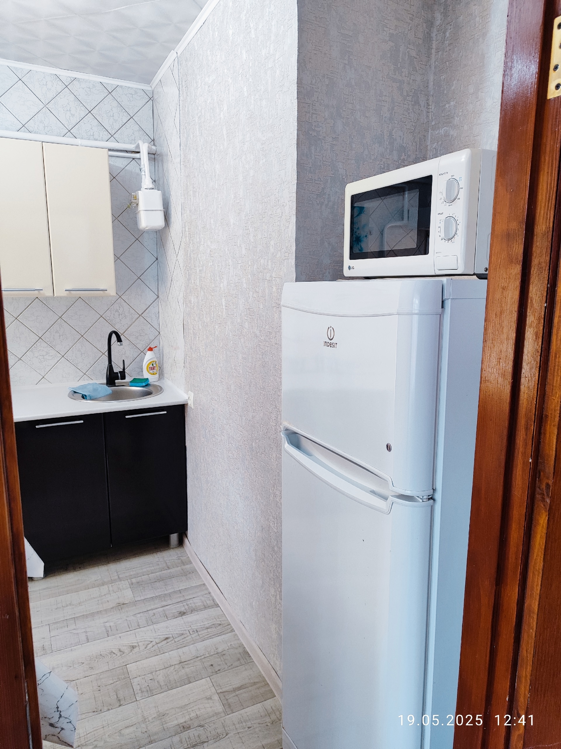 Сдам посуточно однокомнатную квартиру в г.Краснодоне, тел +79591135554